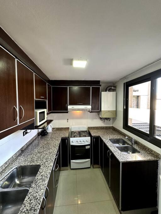 Departamento Excelente Ubicacion Con Cochera Apartment